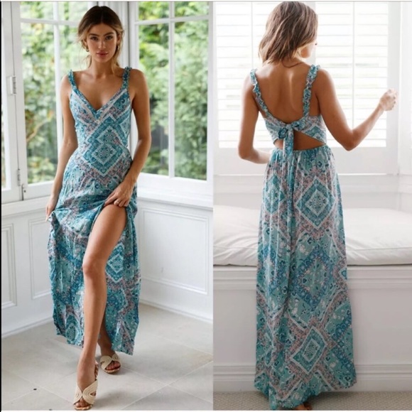 Dresses & Skirts - Boutique Boho Floral Maxi Dress